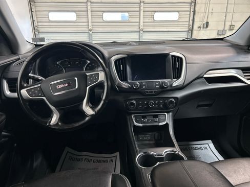 Used 2022 GMC Terrain SLT AWD/4WD image 4