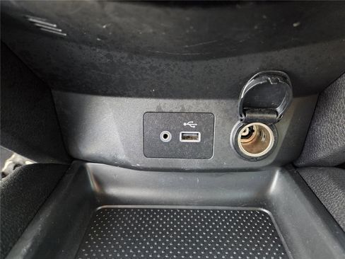 Used 2019 Nissan Rogue Sport S w/ Appearance Package image 18