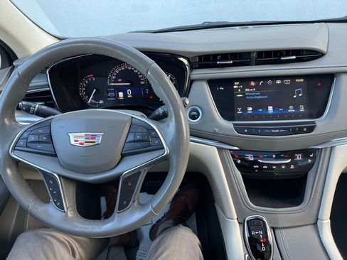 Used 2019 Cadillac XT5 Premium Luxury image 34