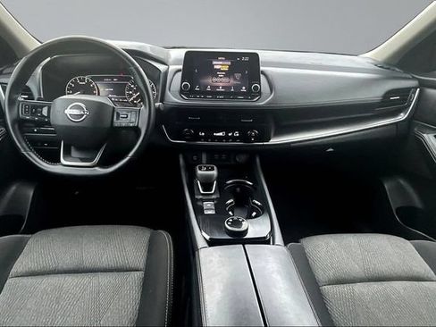 Used 2025 Nissan Rogue SV AWD/4WD image 7