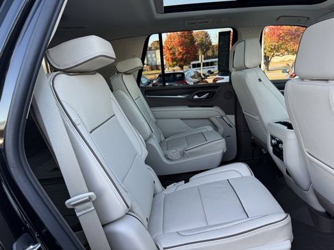 Certified 2023 GMC Yukon Denali image 34