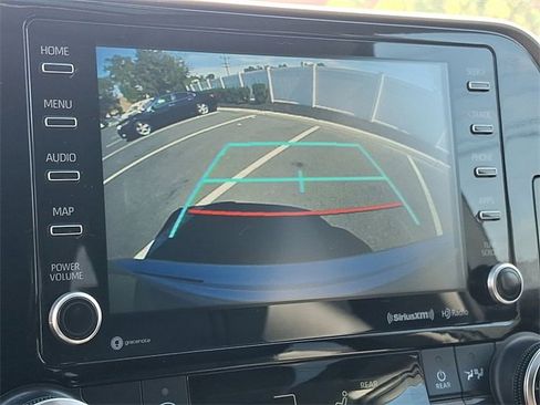 Certified 2022 Toyota Highlander XLE image 18