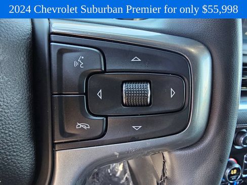 Used 2024 Chevrolet Suburban Premier AWD/4WD image 27