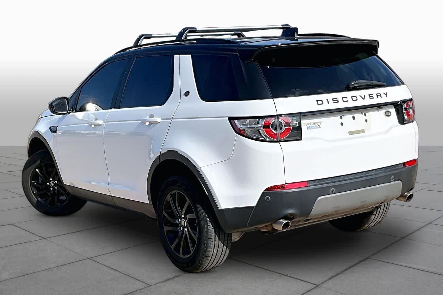 Used 2018 Land Rover Discovery Sport SE AWD/4WD image 11