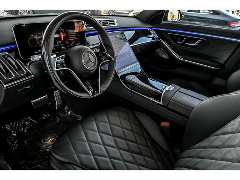 New 2026 Mercedes-Benz S 580 4MATIC Sedan image 8