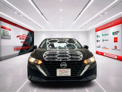 Used 2025 Nissan Sentra SV FWD image 3