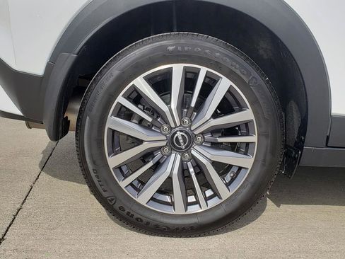 Used 2023 Nissan Kicks SV image 47