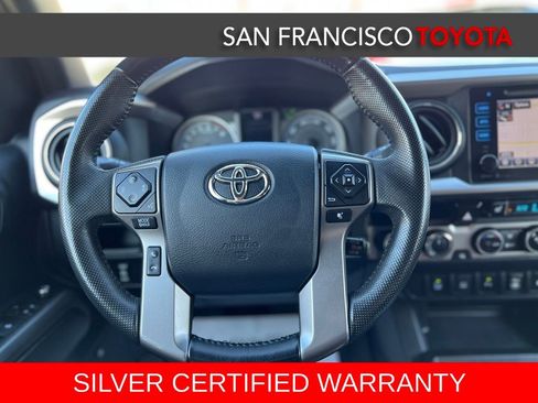 Certified 2016 Toyota Tacoma Limited image 31