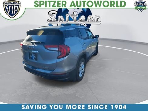 Used 2024 GMC Terrain SLE w/ Driver Convenience Package AWD/4WD image 9