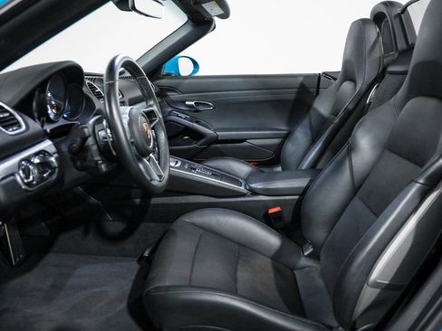 Used 2018 Porsche 718 Boxster S image 41