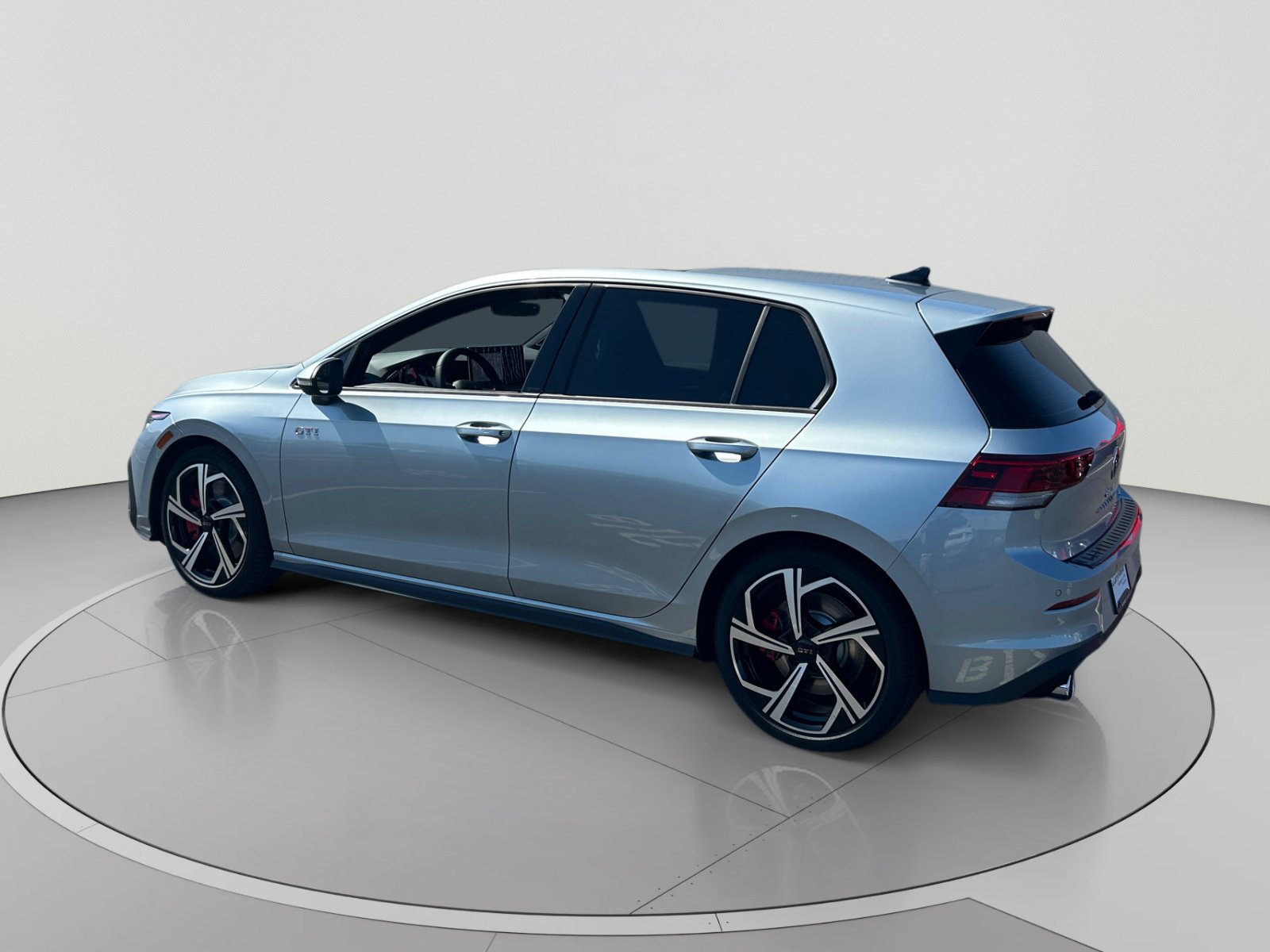 New 2026 Volkswagen GTI SE FWD image 3