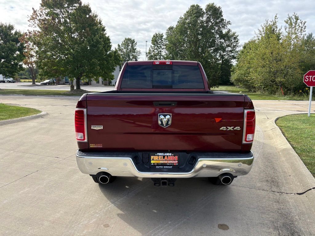 Used 2016 RAM 1500 Laramie w/ Convenience Group AWD/4WD image 8