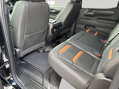 Used 2024 GMC Sierra 1500 AT4 w/ AT4 Premium Package AWD/4WD image 20