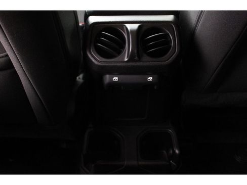 Certified 2021 Jeep Wrangler Unlimited Sport image 33