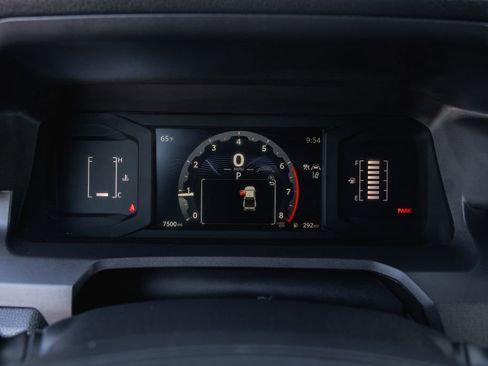 Certified 2025 Toyota Tacoma SR5 image 15