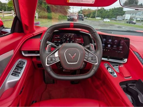 Used 2023 Chevrolet Corvette Stingray Premium Conv w/ Z51 Performance Package RWD image 30