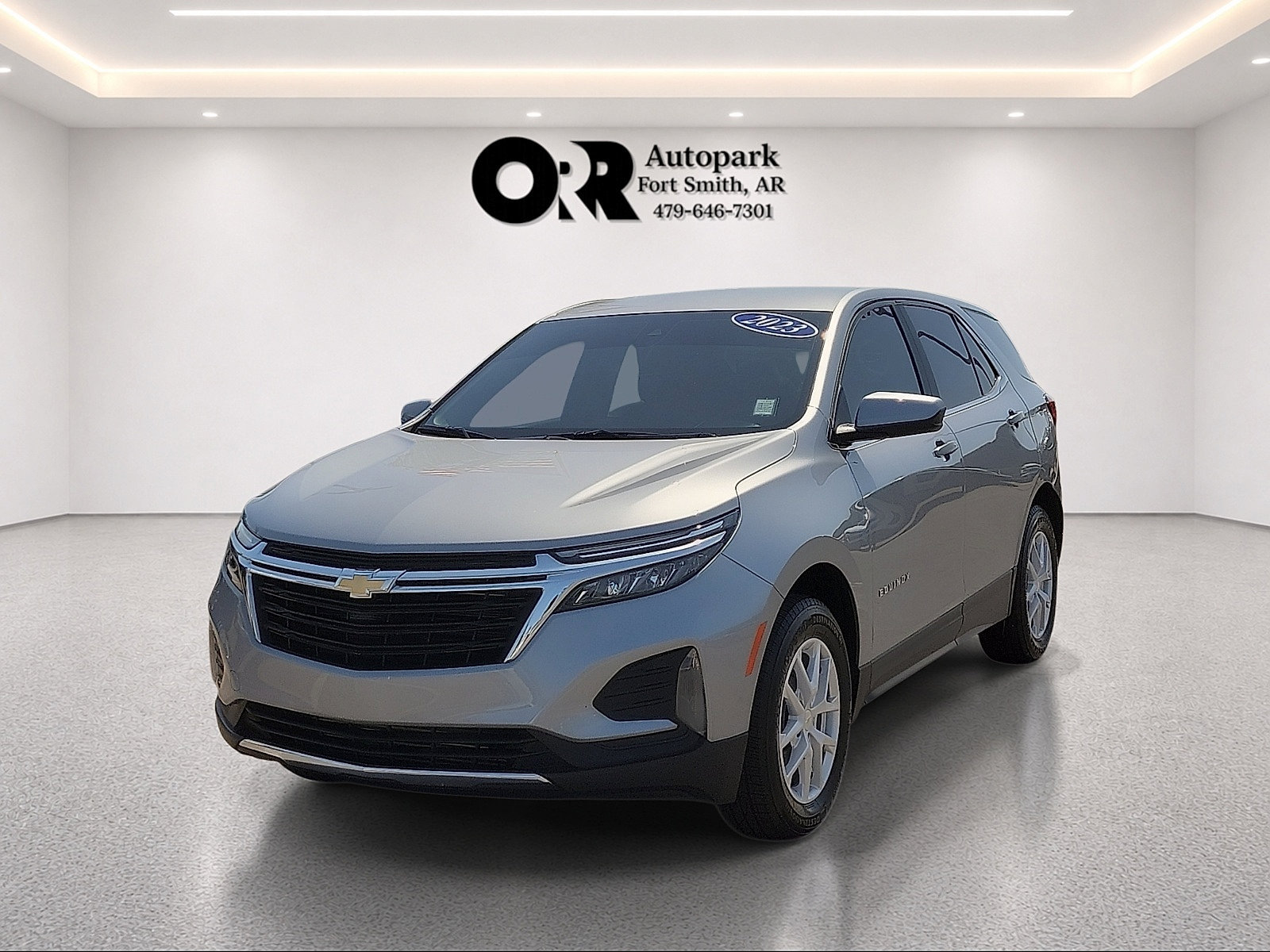 Used 2023 Chevrolet Equinox LT AWD/4WD image 2