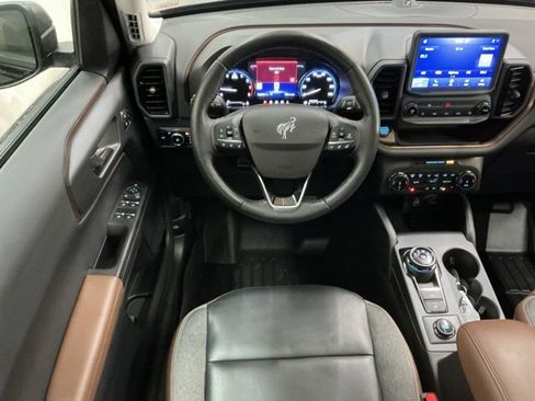 Used 2023 Ford Bronco Sport Outer Banks w/ Tech Package image 11