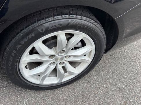 Used 2016 Chevrolet Impala LT w/ Convenience Package FWD image 29