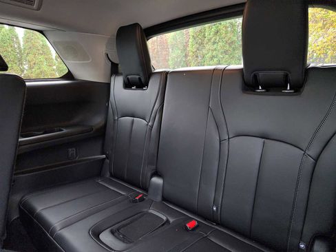 Certified 2025 INFINITI QX60 Pure image 7