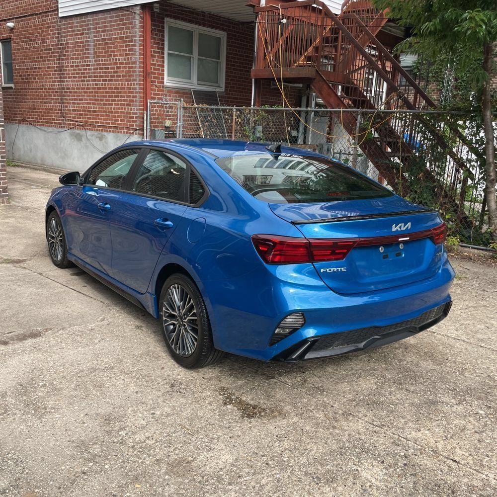 Used 2023 Kia Forte GT-Line FWD image 4