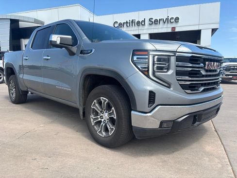 Used 2026 GMC Sierra 1500 SLT AWD/4WD image 1