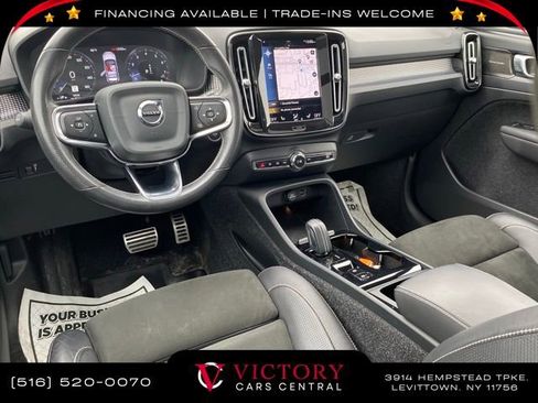 Used 2021 Volvo XC40 T5 R-Design w/ Advanced Package image 29