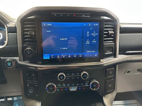 Used 2022 Ford F150 Limited image 30