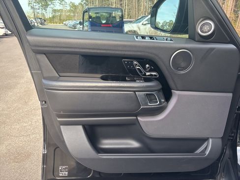 Used 2020 Land Rover Range Rover HSE image 48