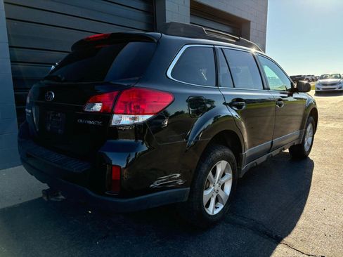 Used 2013 Subaru Outback 2.5i Premium image 3