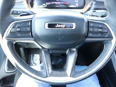 Used 2024 Jeep Grand Cherokee Limited 4xe AWD/4WD image 29