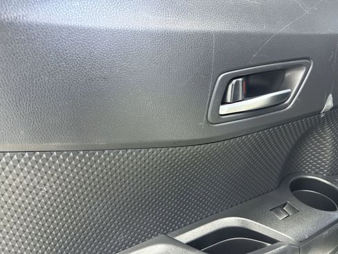 Used 2021 Toyota C-HR XLE image 30