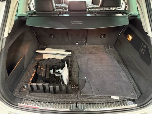 Used 2014 Volkswagen Touareg Hybrid AWD/4WD image 15