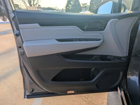 Certified 2023 Honda Odyssey Touring image 10