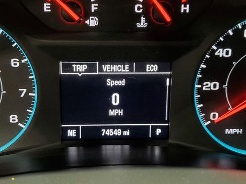 Used 2020 Chevrolet Equinox LS w/ LS Convenience Package image 34