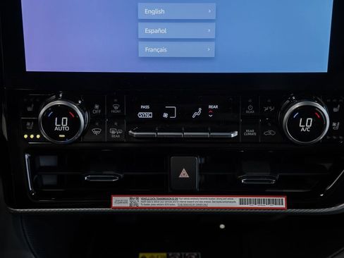 New 2026 Toyota Highlander Platinum image 24