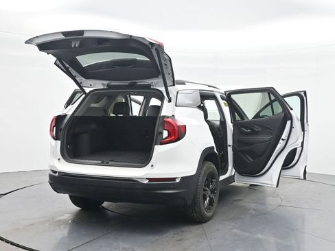 Used 2024 GMC Terrain AT4 AWD/4WD image 44