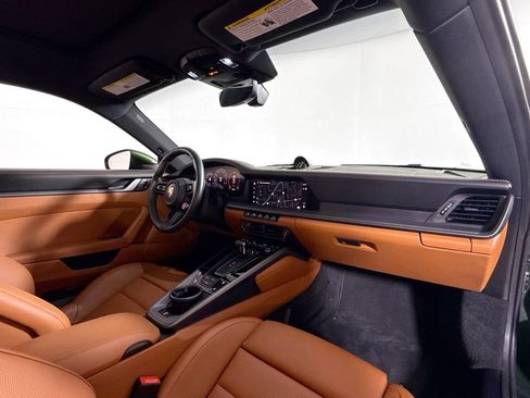Certified 2026 Porsche 911 Carrera RWD image 17