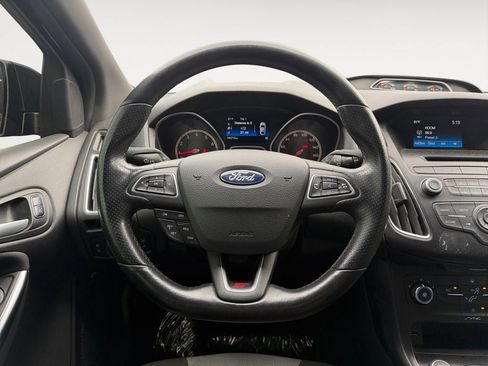 Used 2017 Ford Focus ST FWD image 13