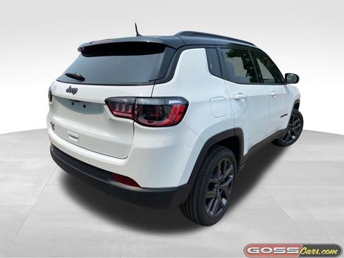 New 2025 Jeep Compass Limited w/ Sun & Sound Group image 3