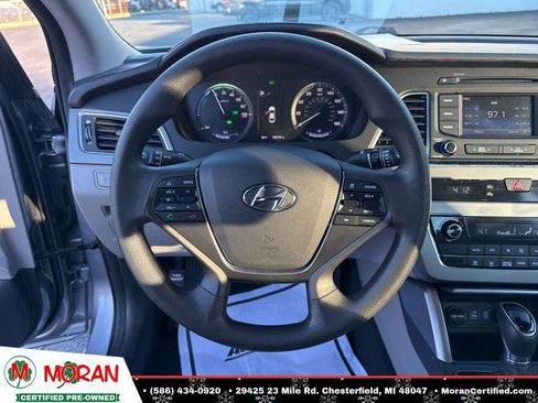 Used 2016 Hyundai Sonata SE image 14