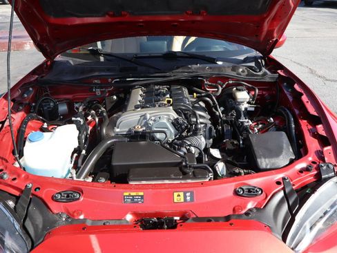 Used 2017 MAZDA MX-5 Miata RF Grand Touring RWD image 25