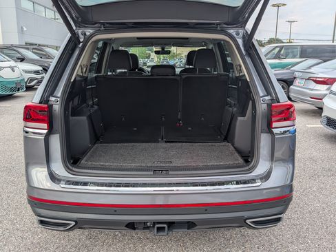 Used 2023 Volkswagen Atlas SE w/ Panoramic Sunroof Package AWD/4WD image 14