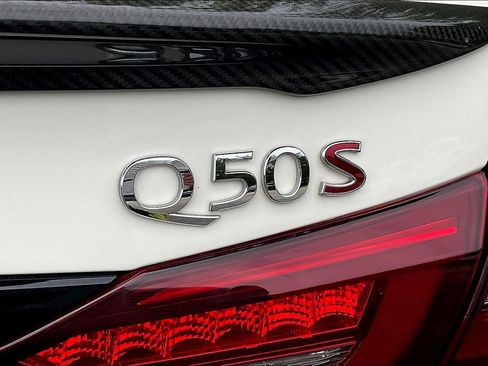 Certified 2022 INFINITI Q50 Red Sport 400 w/ Carbon Fiber Package AWD/4WD image 23
