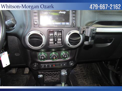 Used 2016 Jeep Wrangler Unlimited Rubicon AWD/4WD image 47
