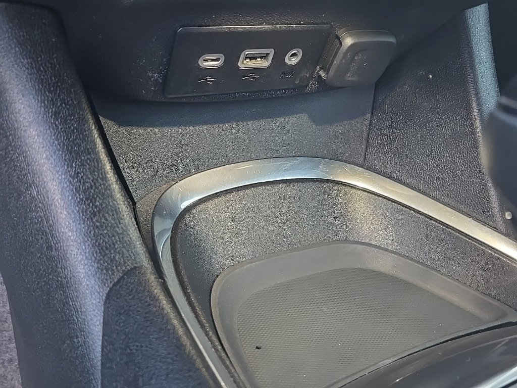 Used 2020 Chevrolet Malibu LT FWD image 26