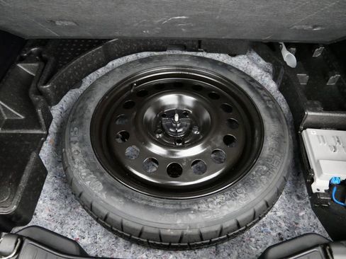 Used 2023 Ford Escape ST-Line Elite w/ Premium Technology Package image 15