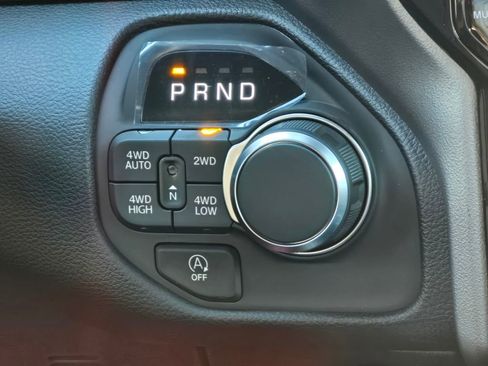 New 2026 RAM 1500 Big Horn AWD/4WD image 36