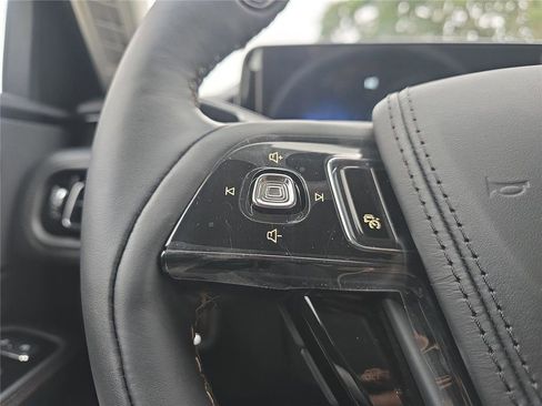 New 2026 Lincoln Aviator Reserve w/ Illumination Package RWD image 23