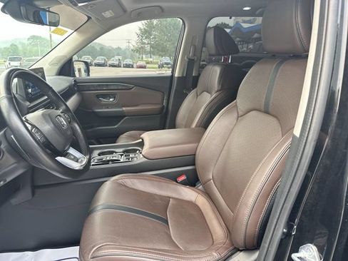 Used 2023 Honda Pilot Elite image 15